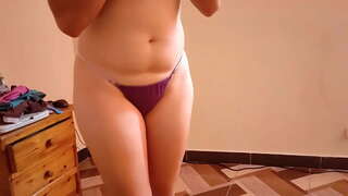 Slutty stepmom fucks mimi na sucks uume wangu wakati mimi kuja nyumbani kutoka kwa kusoma siku zote